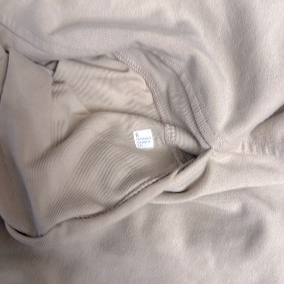 lululemon Short - Picture 4 of 4